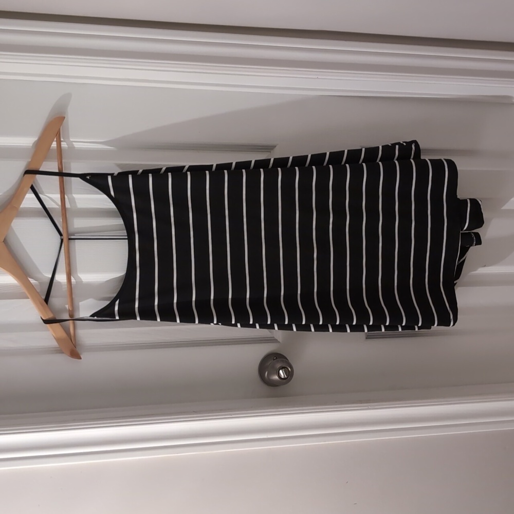 Oversized T-style tank never worn